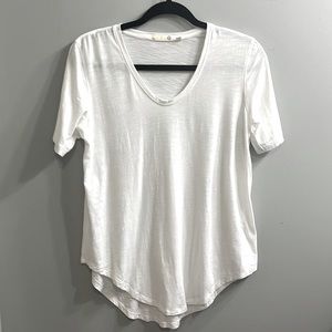 Tasc women’s workout top. Perfect to wear over your workout gear as a cover-up!